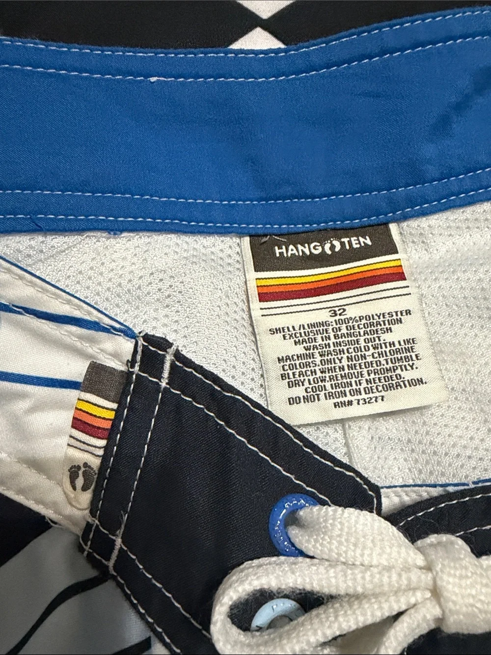 Mossimo Supply Co. White and Blue Geometric Swim Shorts 32